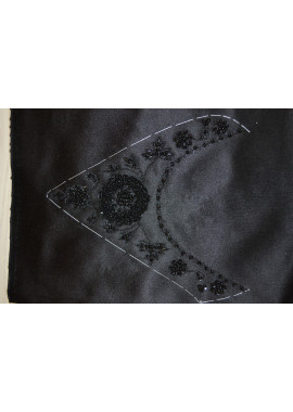 Аппликация вышивка бисером на атласе ФА-0011